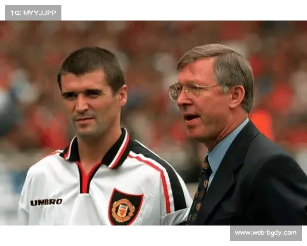 弗格森与索尔斯克亚英超老照片曝光，引发球迷怀旧热潮